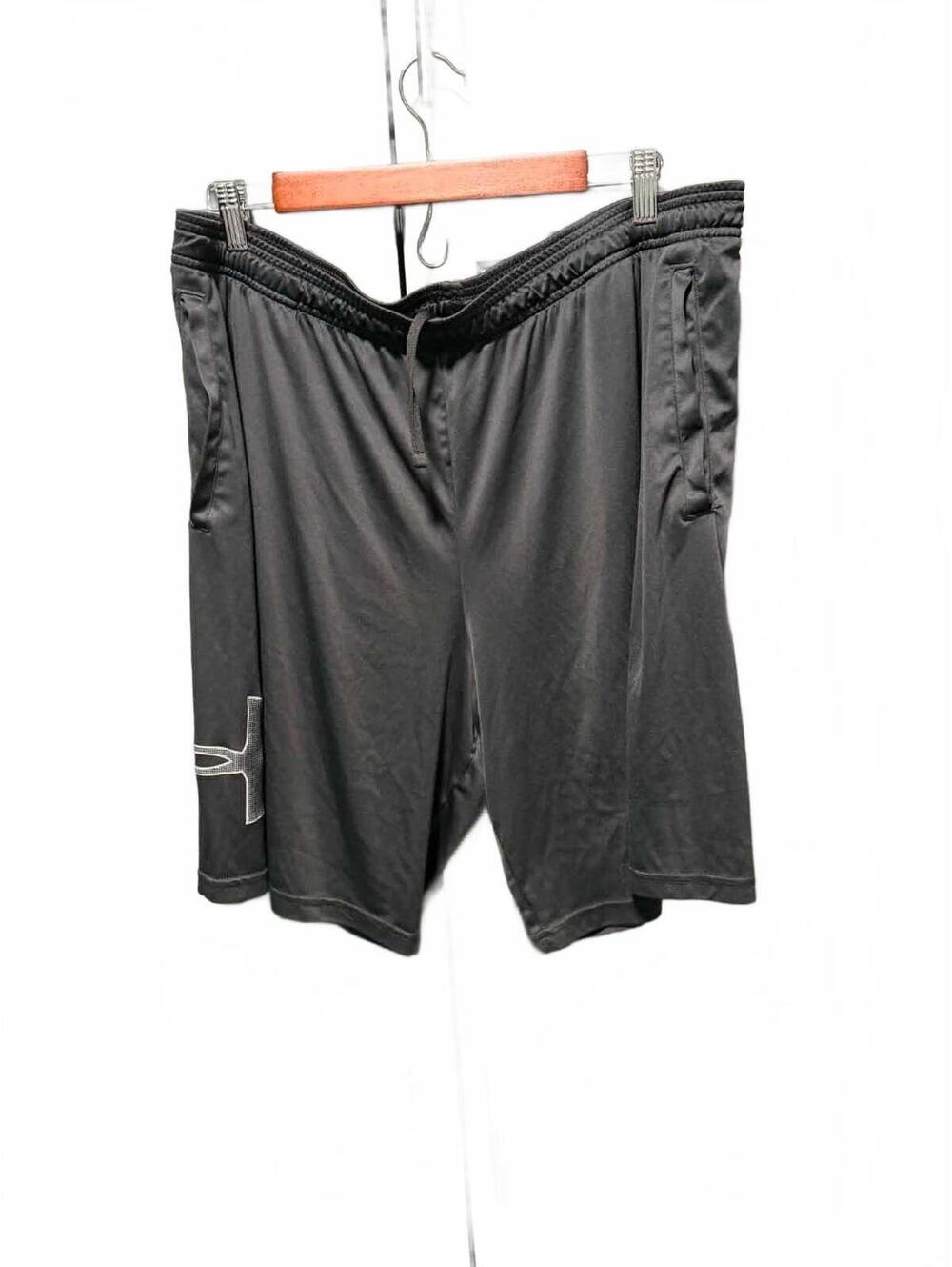 Under Armour Black Athletic Shorts 2X